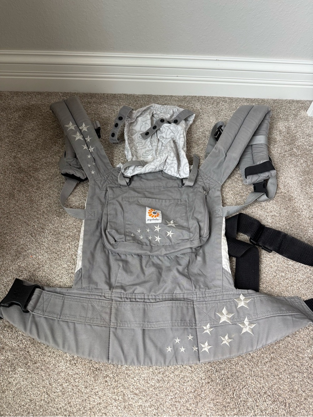 Ergobaby Gray Star Pattern Carrier